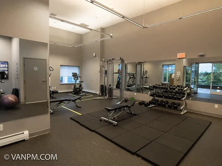 1708 Columbia St #804 — Photo 12