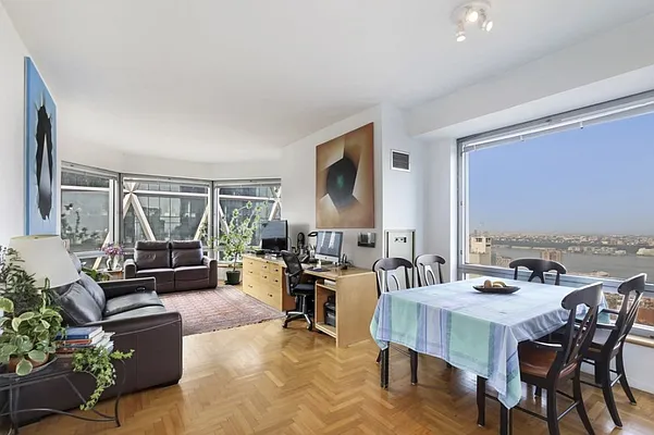 Rented by Corcoran | media 3