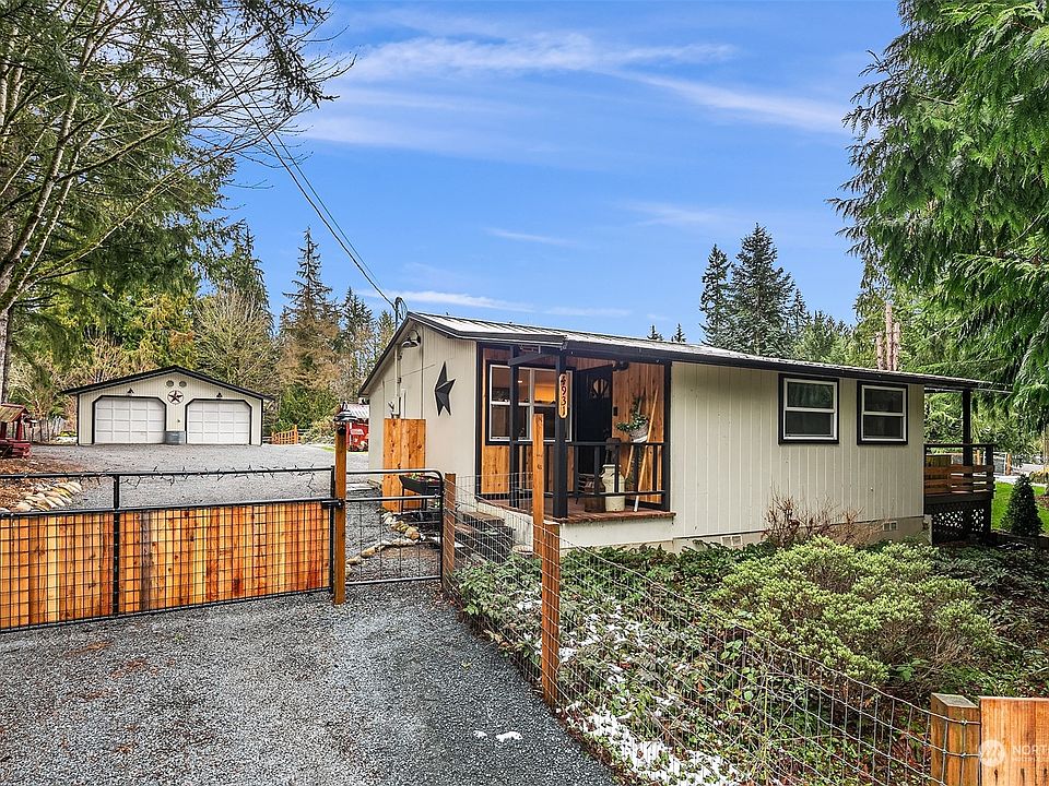 1st image of 4931 E Lake Bosworth Drive