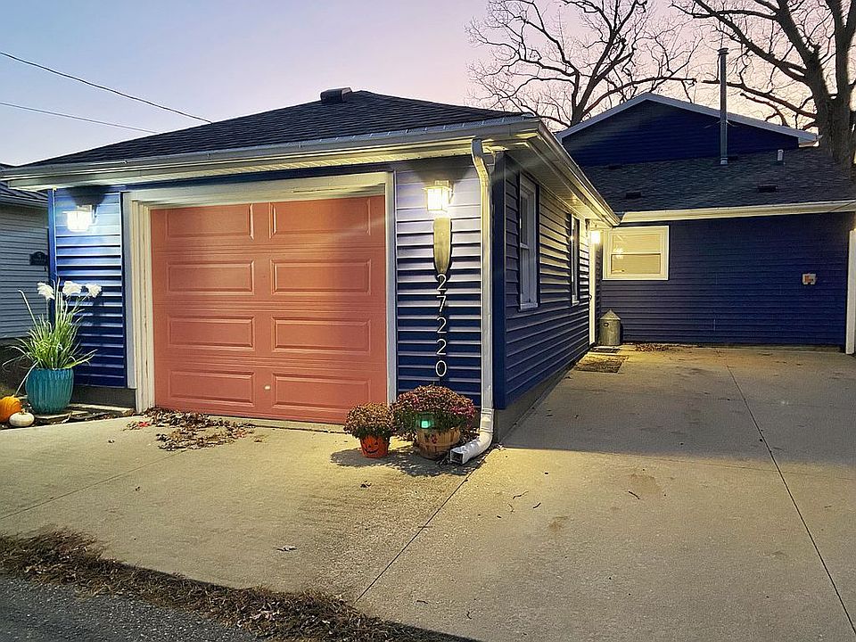 1st image of 27220 Oak Dr