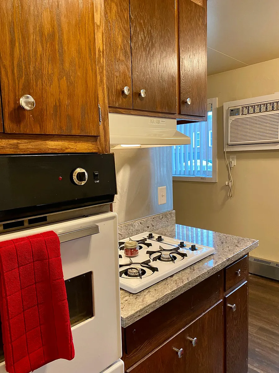 Building Photo - 1529 E 38th St #7