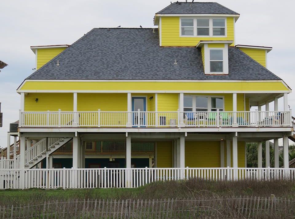 1st image of 4221A Surf Dr