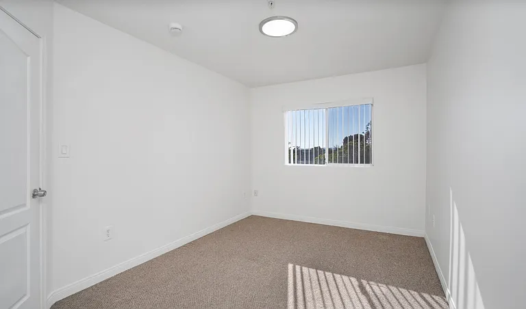 12364 Osborne St #20 — Photo 12