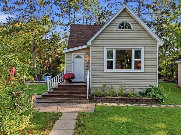 106 Hartley St, Coleraine, MN 55722