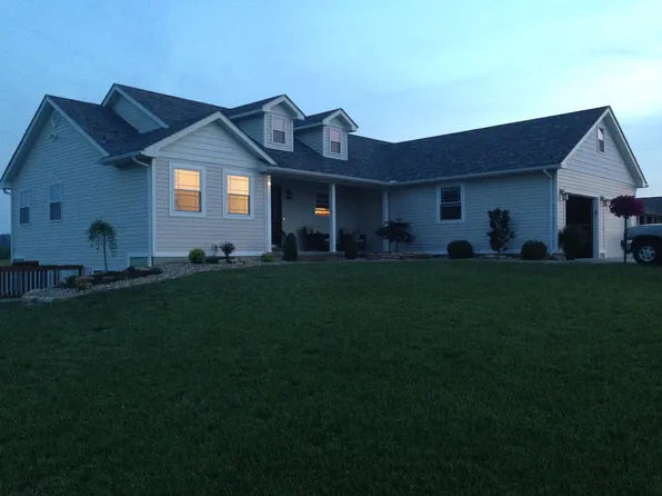 900 Hollow Ave, Jerseyville, IL 62052