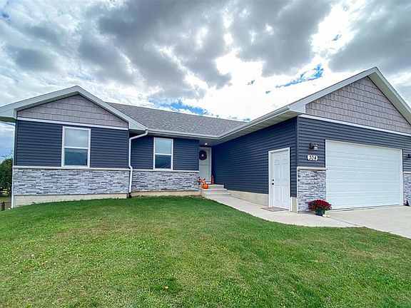 2nd image of 304 Grant Avenue Cir
