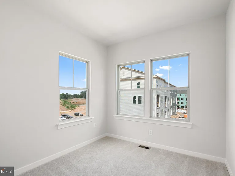 3811 Shale Ridge Rd — Photo 16