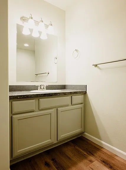 921 N 24th Ave #1 — Photo 9