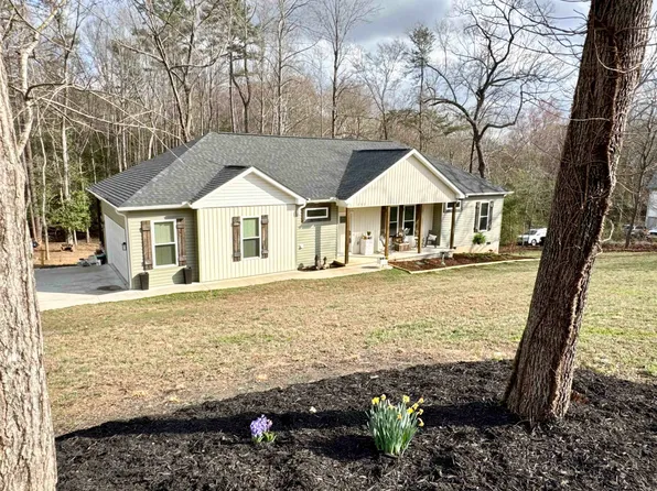 121 Mill Pond Rd, Powdersville, SC 29642