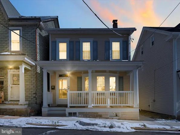 208 N Wayne St, Orwigsburg, PA 17961