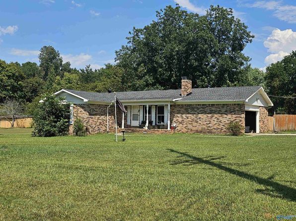 10 Pence Rd, Somerville, AL 35670