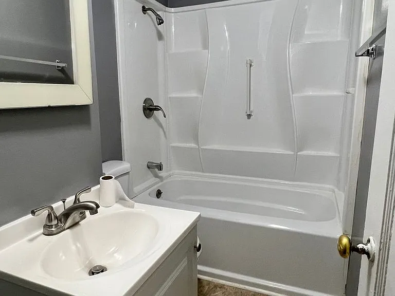 331 Leonard Rd — Photo 11