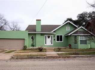217 N 27th St, Waco, TX 76710