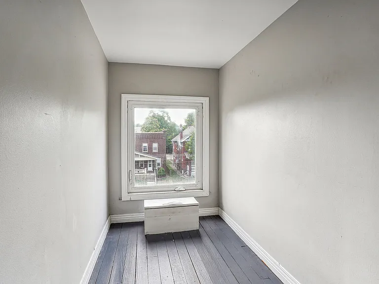 2246 N 4th St — Photo 49