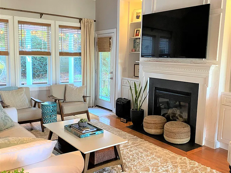 1227 August Moon Ct — Photo 2