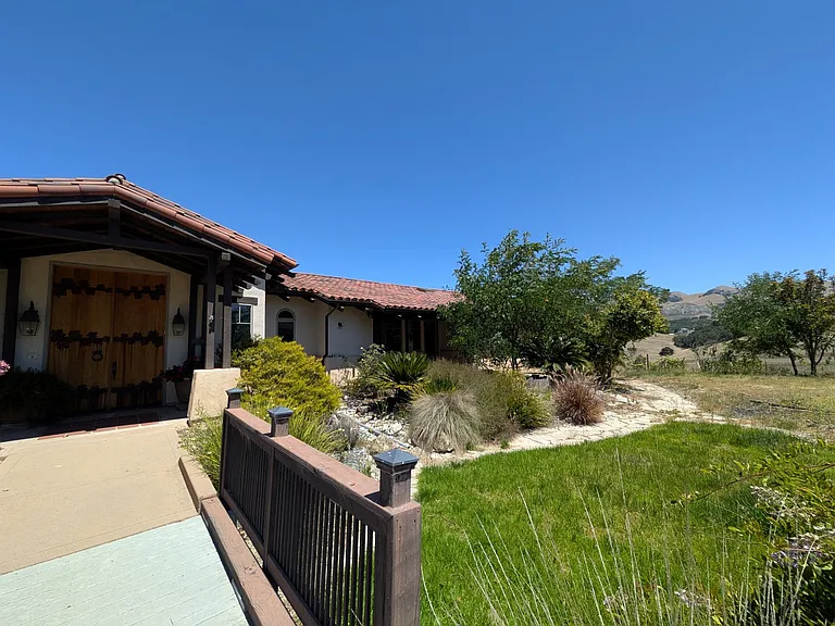 8565 Orcutt Rd — Photo 23