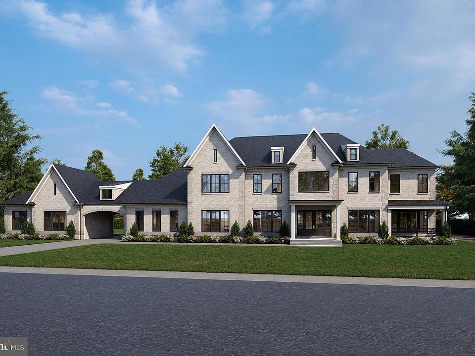 2nd image of 22925 Munsun Pl