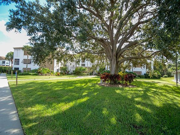 2nd image of 6175 S Mirror Lake Dr APT 304