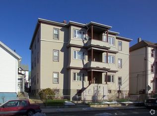 920 Pine St, Fall River, MA 02720