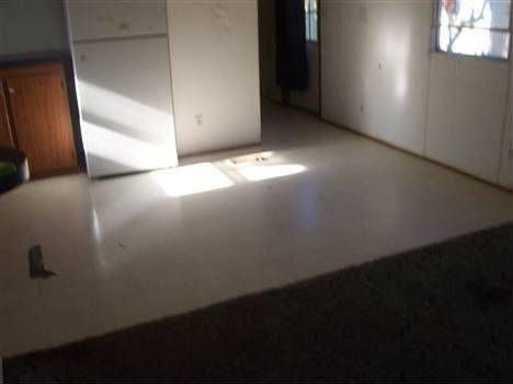 3rd image of 112 Schofield Dr