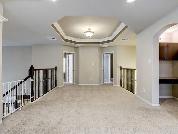 2nd image of 9827 Patricia Haven Ln