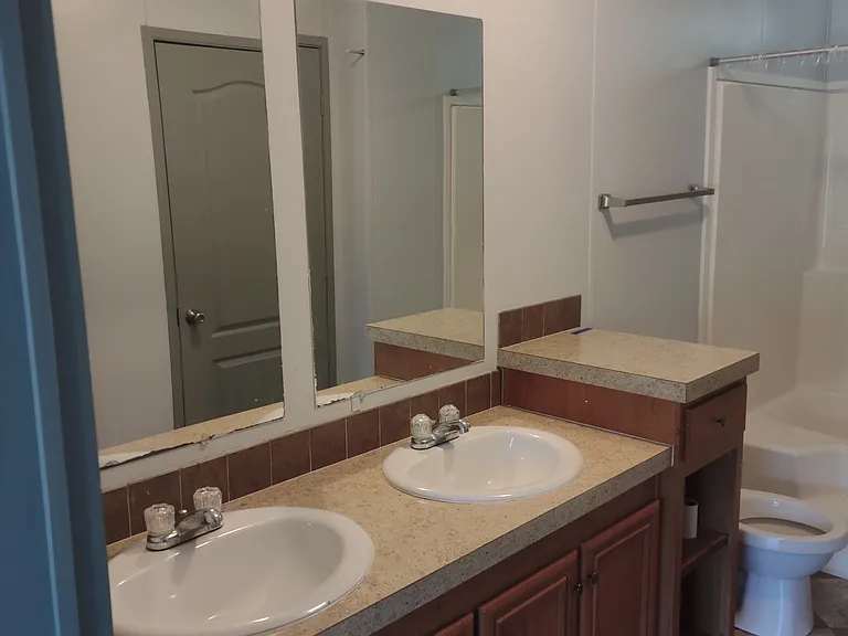 7305 W Airport Rd — Photo 10