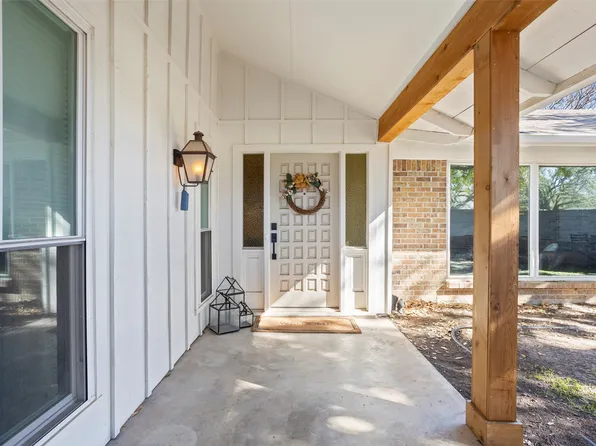 6904 Miramar Cir, Fort Worth, TX 76126