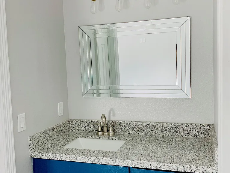 723 W Iris Ave #U5 — Photo 10