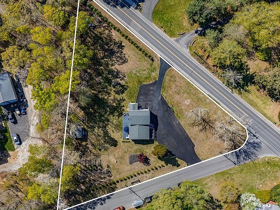 5th image of 451 Dennisville Petersburg Rd