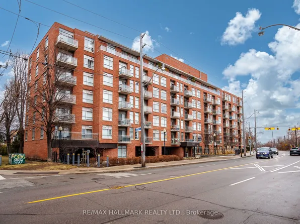 2495 Dundas St W #519, Toronto, ON M6P 1X4