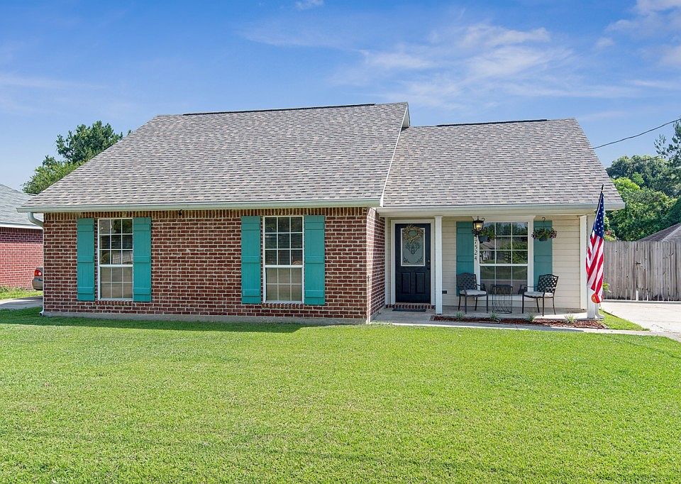 1st image of 37524 Parkbrook Dr