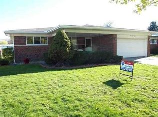 11852 Champaign Ave, Warren, MI 48089