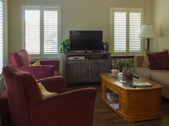 4th image of 2805 C St