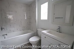 1228 Dougall Ave — Photo 6