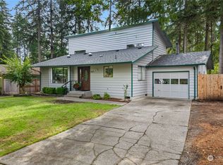 8605 Lake Forest Dr SE, Olympia, WA