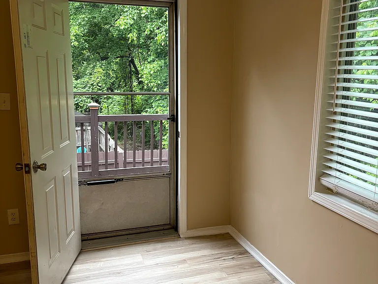 1189 Ashborough Dr SE #D — Photo 38