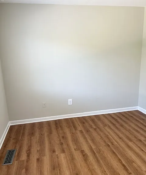 1105 N Taylor St — Photo 23