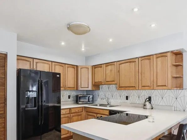 4503 W CONTINENTAL Drive, Glendale, AZ 85308