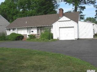 1607 Wantagh Ave, Wantagh, NY 11793