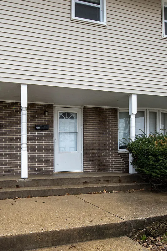 3 bed, 1.5 bath, 1250 sqft, $1,650 — Photo 4