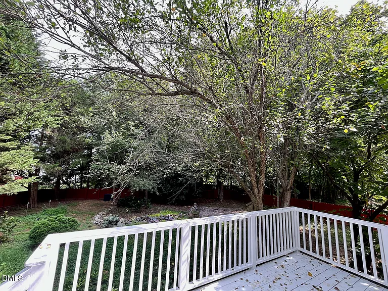 18 Garden Hills Ct — Photo 22