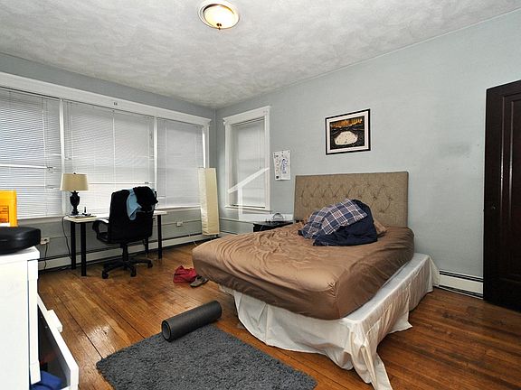 4th image of 215 Saint Paul St #Jc1