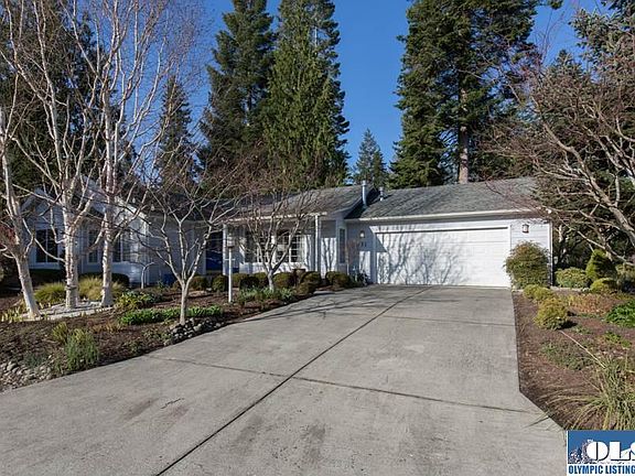 4th image of 124 Greenway Dr