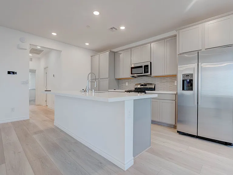 3302 Viola Hills Ave — Photo 7