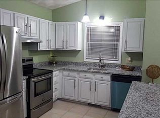 417 Pontiac Ave, Cranston, RI 02910