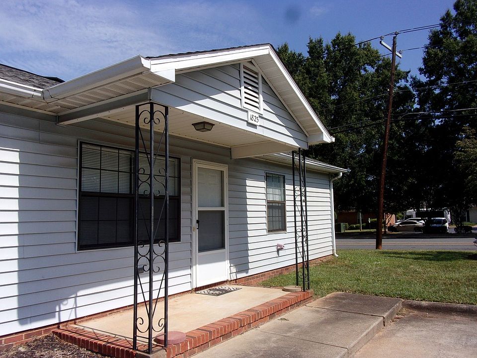 1st image of 1825 India Hook Rd