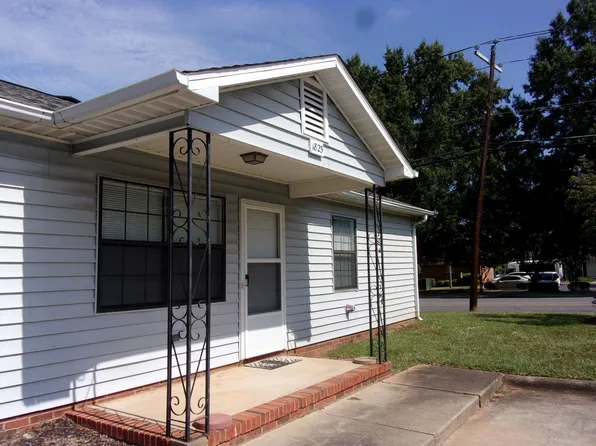 1825 India Hook Rd, Rock Hill, SC 29732