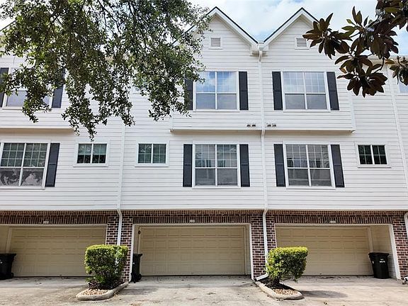 2nd image of 9200 Westheimer Rd APT 604