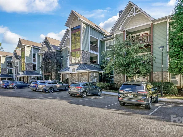 1000 Olde Eastwood Village Blvd #201, Asheville, NC 28803
