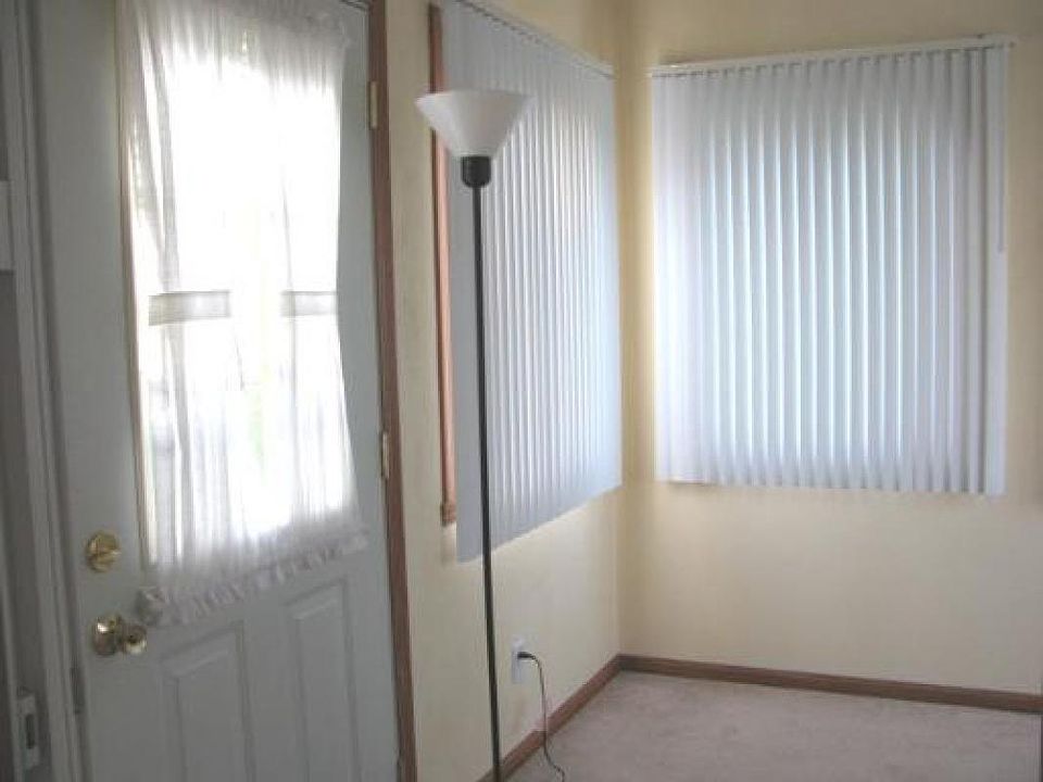 1st image of 6548 Oak Crest Ln #6B